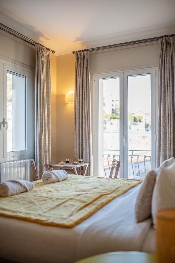 La Fabrique A Poupees - Chambres Et Appartements De Charme Au Coeur De Ментона Экстерьер фото